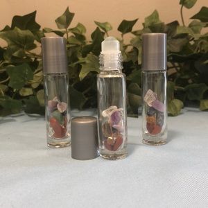 10ml roller bottle with the 7 chakras represented